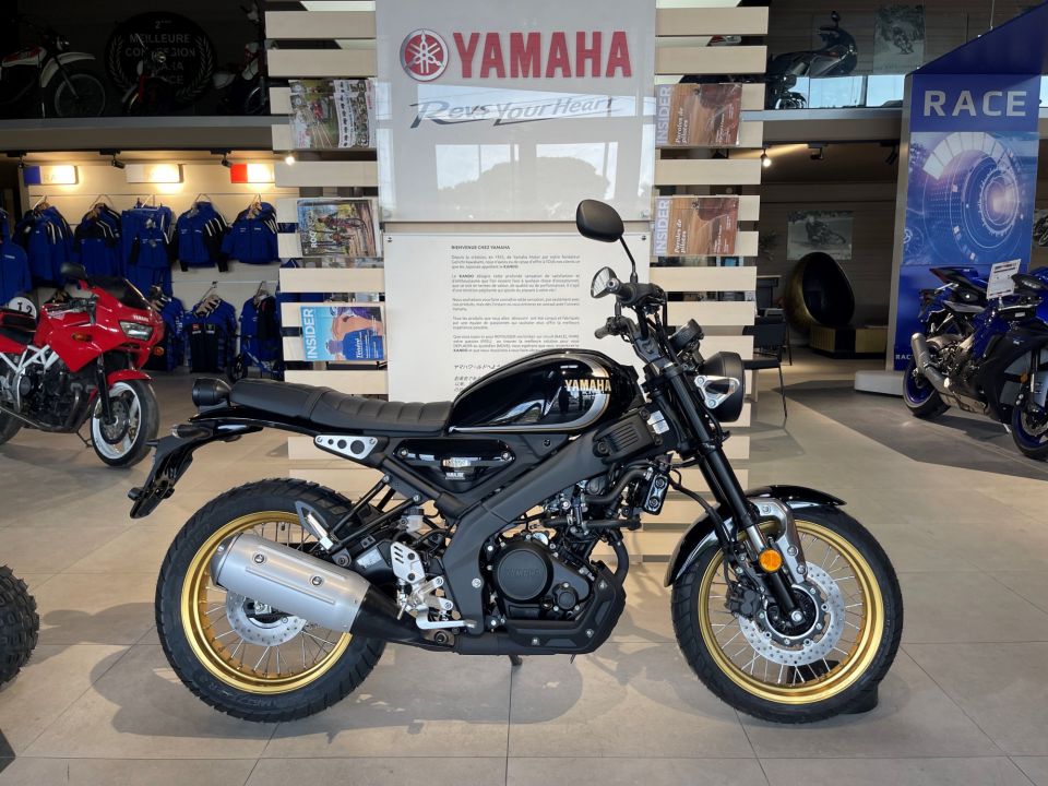 YAMAHA XSR 125 LEGACY  DE DIRECTION 92€/MOIS* HISTORIC BLACK !! GTIE 5 ANS 0