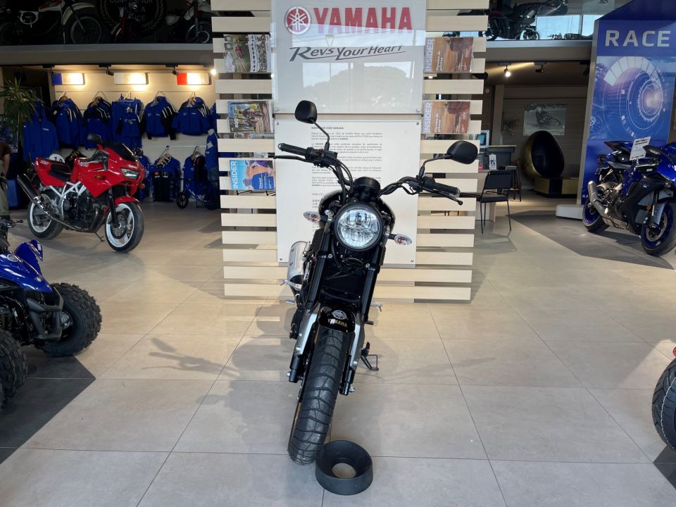 YAMAHA XSR 125 LEGACY  DE DIRECTION 92€/MOIS* HISTORIC BLACK !! GTIE 5 ANS 2