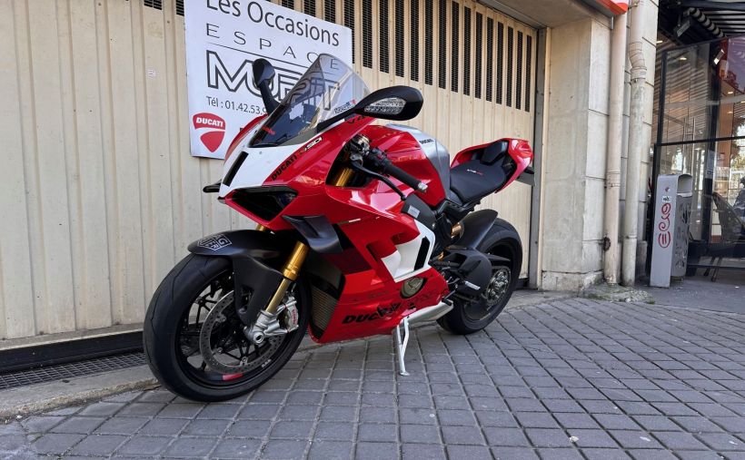 DUCATI PANIGALE V4 R 2