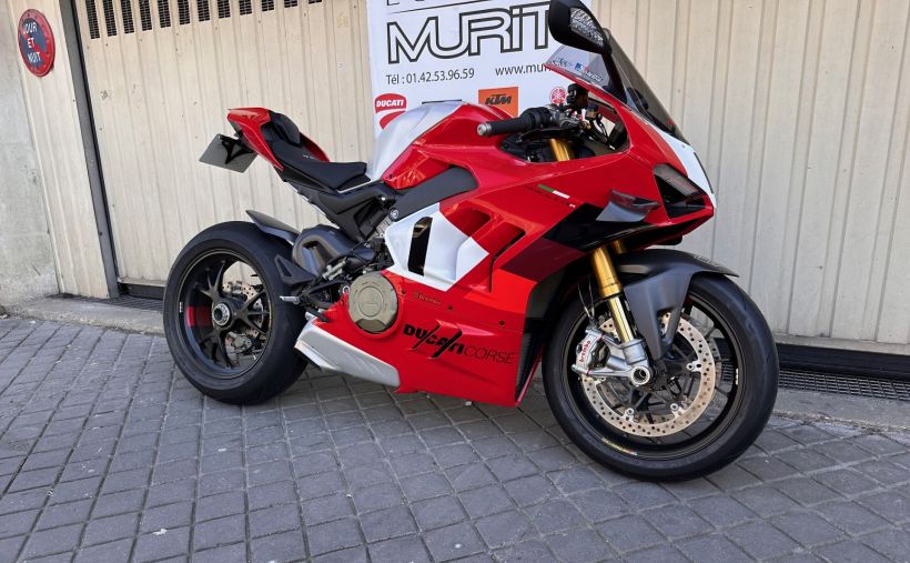 DUCATI PANIGALE V4 R 3