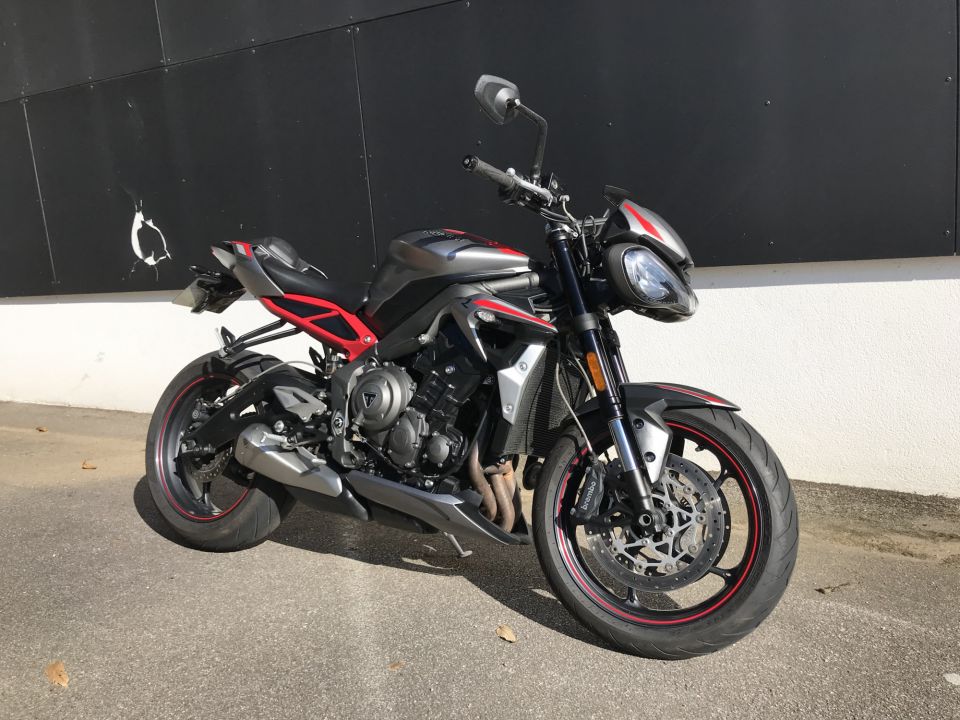 TRIUMPH STREET TRIPLE 675 R 0