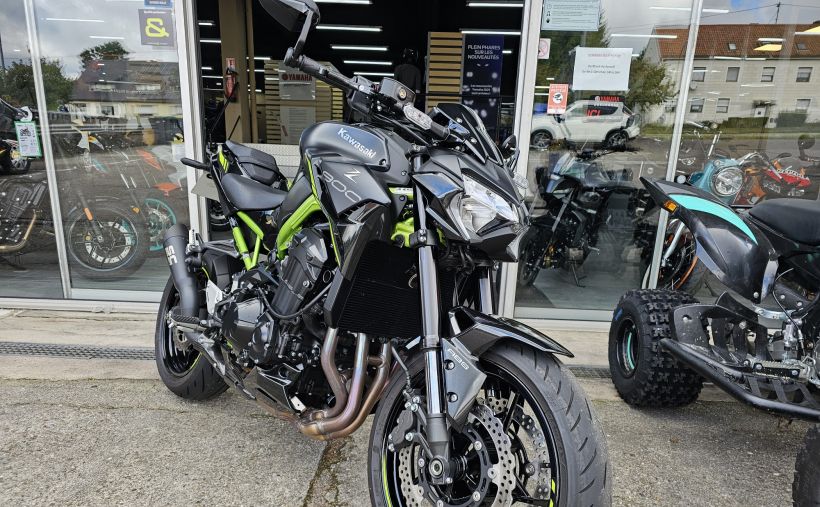 KAWASAKI Z 900 1