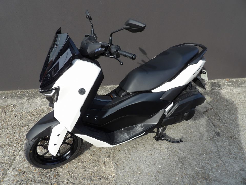 YAMAHA NMAX 125 4