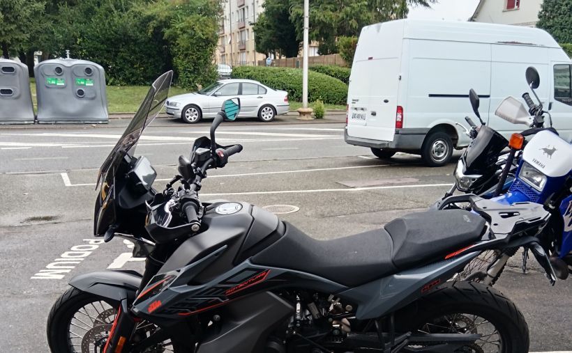 KTM 890 ADVENTURE 1