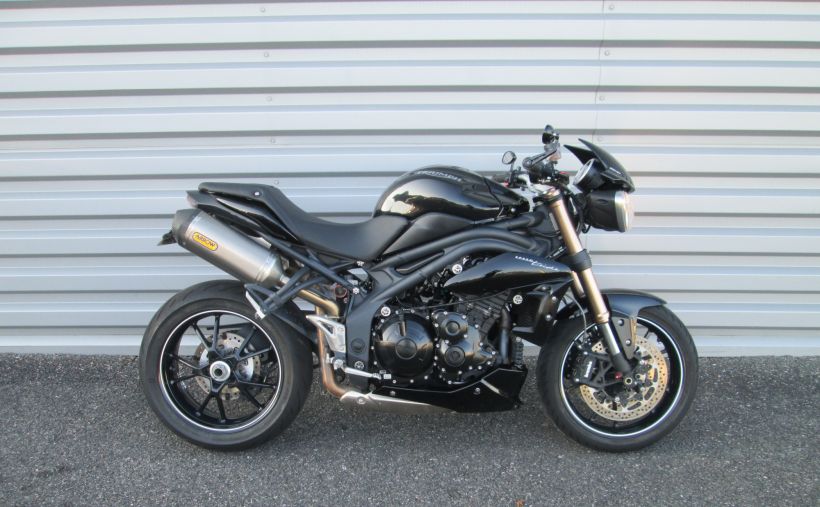 TRIUMPH SPEED TRIPLE 1050 1