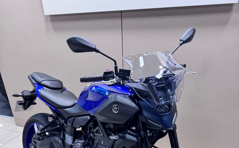 YAMAHA MT-07 6