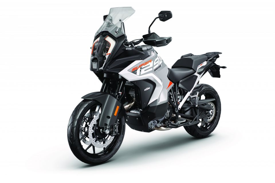 KTM 1290 SUPER ADVENTURE S 20