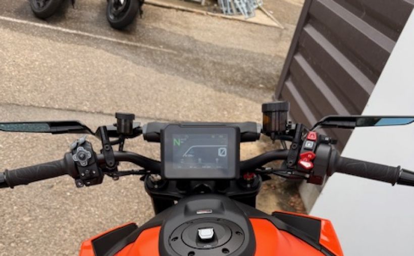 KTM 1390 SUPER DUKE R 7