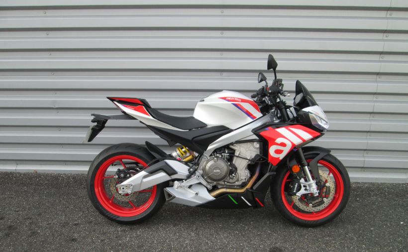 APRILIA TUONO 660 FACTORY 1
