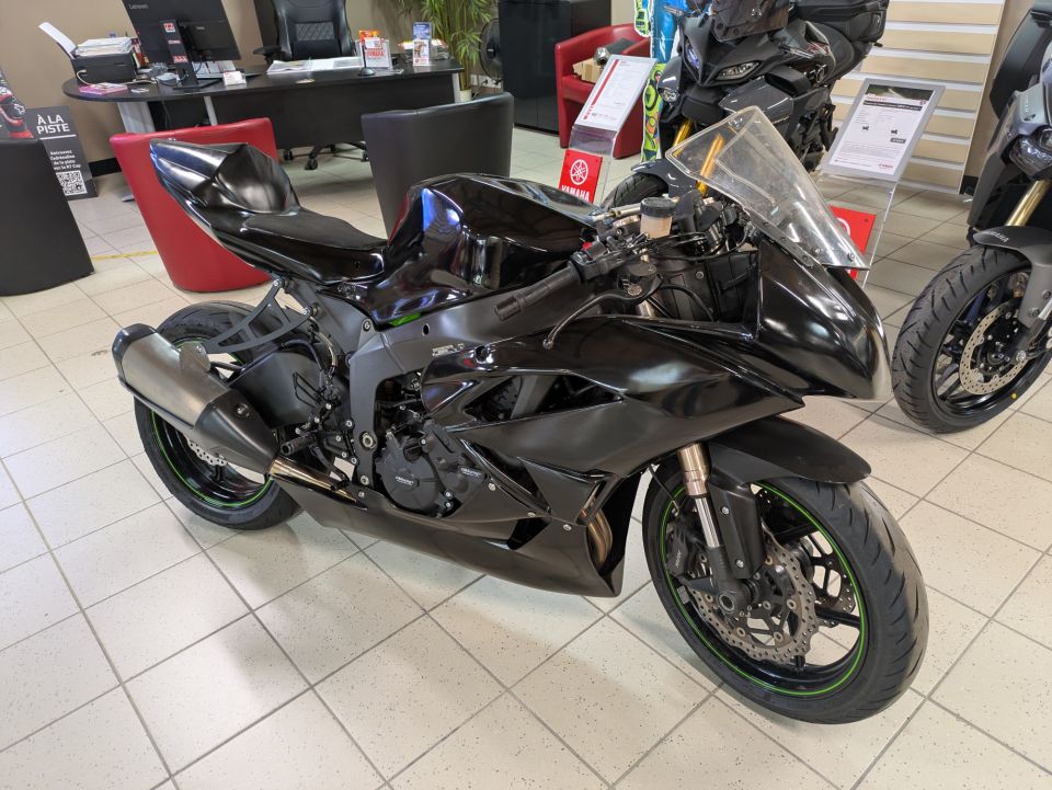 KAWASAKI ZX-6R 636 30