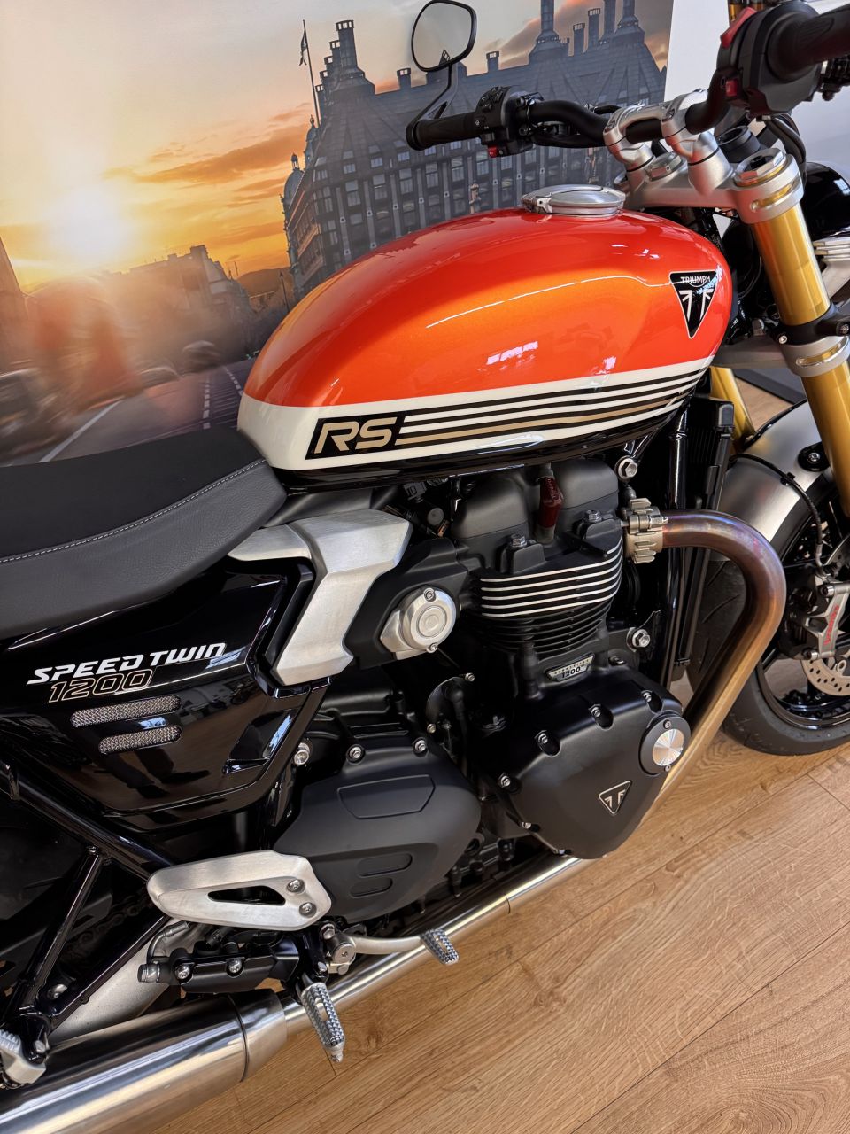 TRIUMPH SPEED TWIN 1200 8