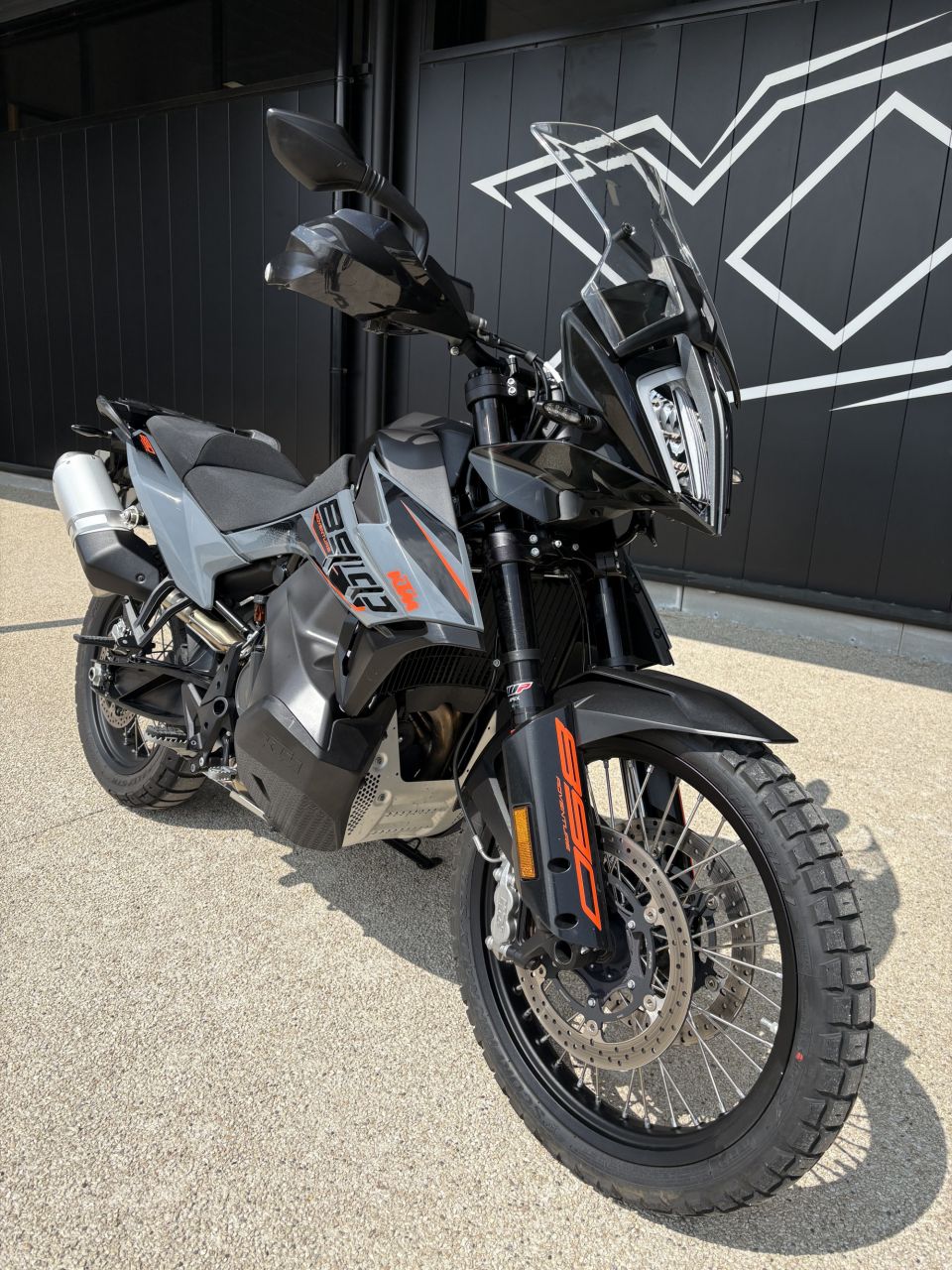 KTM 890 ADVENTURE 1