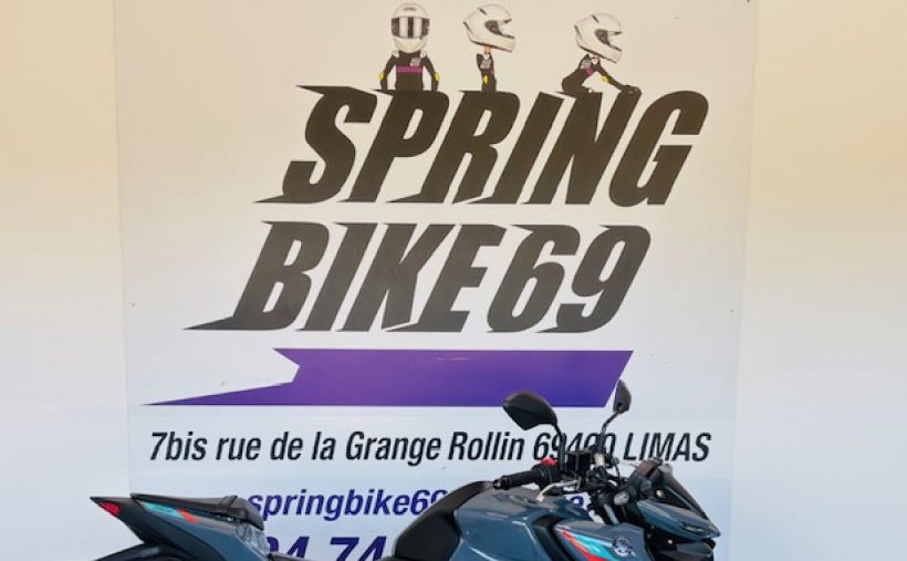 YAMAHA MT-03 8