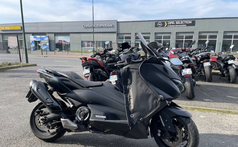 YAMAHA XP T-MAX 560 0