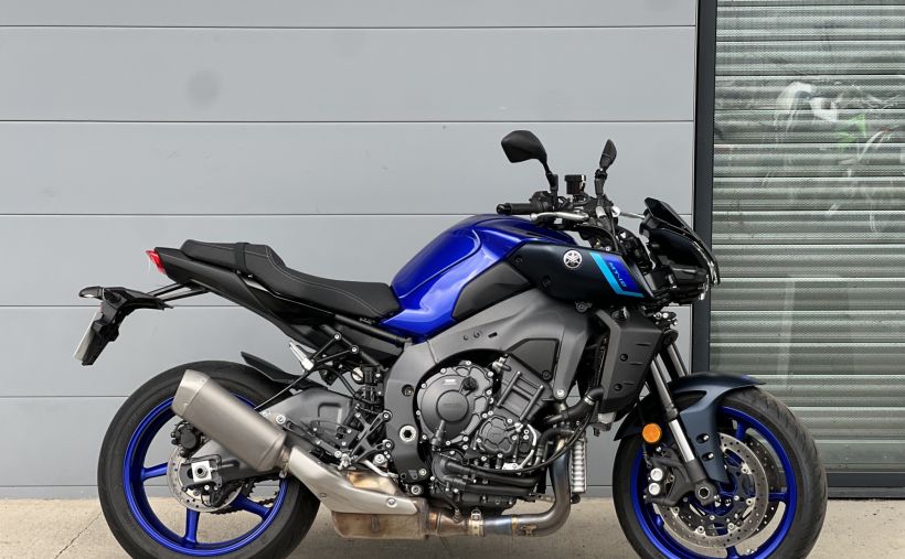 YAMAHA MT-10 0