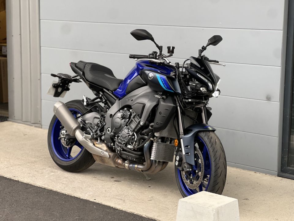 YAMAHA MT-10 1