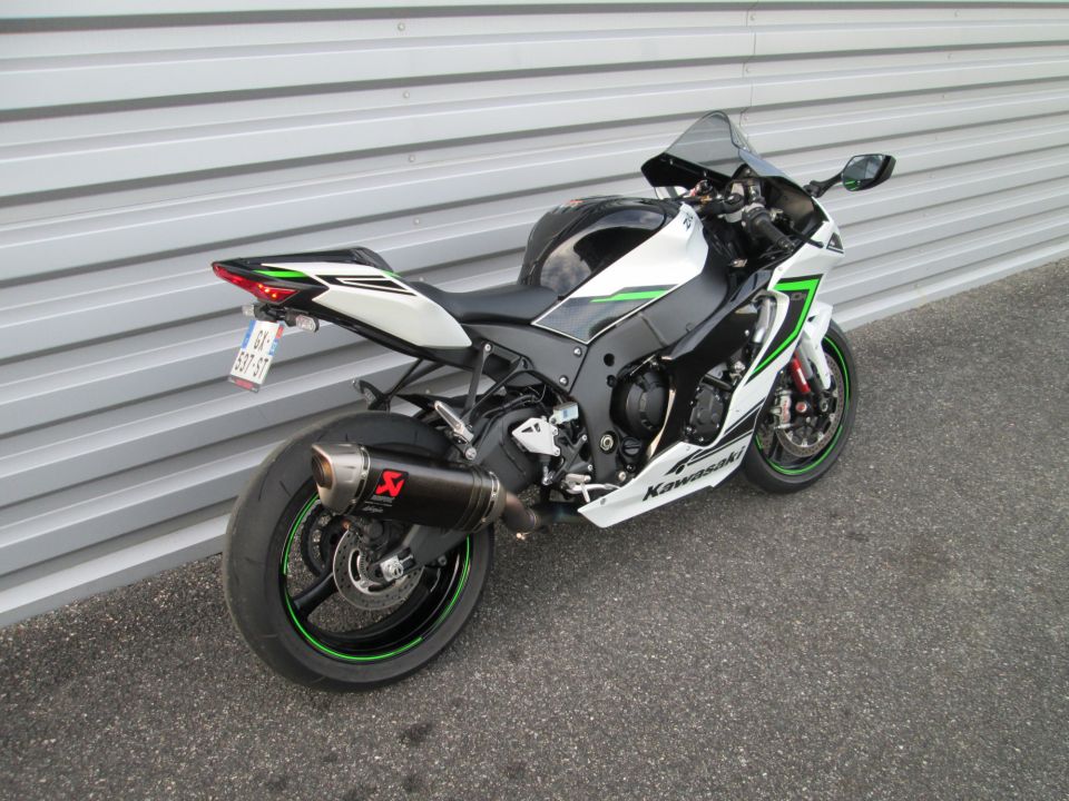 KAWASAKI ZX-10R 16