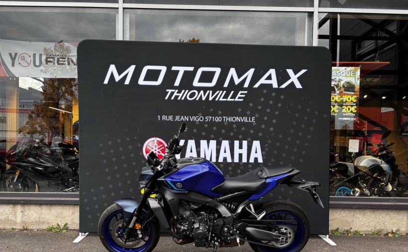 YAMAHA MT-09 1