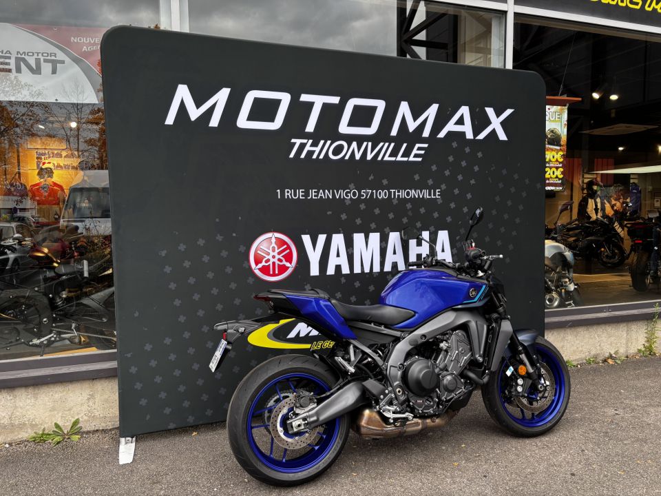 YAMAHA MT-09 2