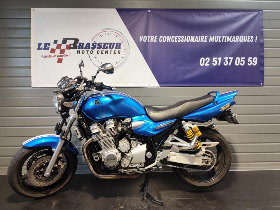 YAMAHA XJR 1300 18