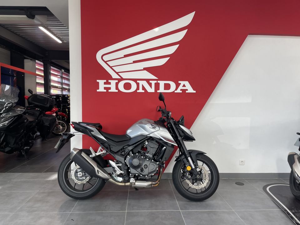 HONDA CB 750 HORNET 8