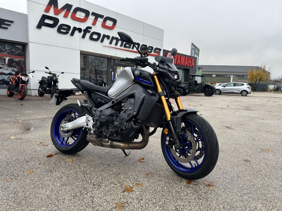 YAMAHA MT-09 SP 0