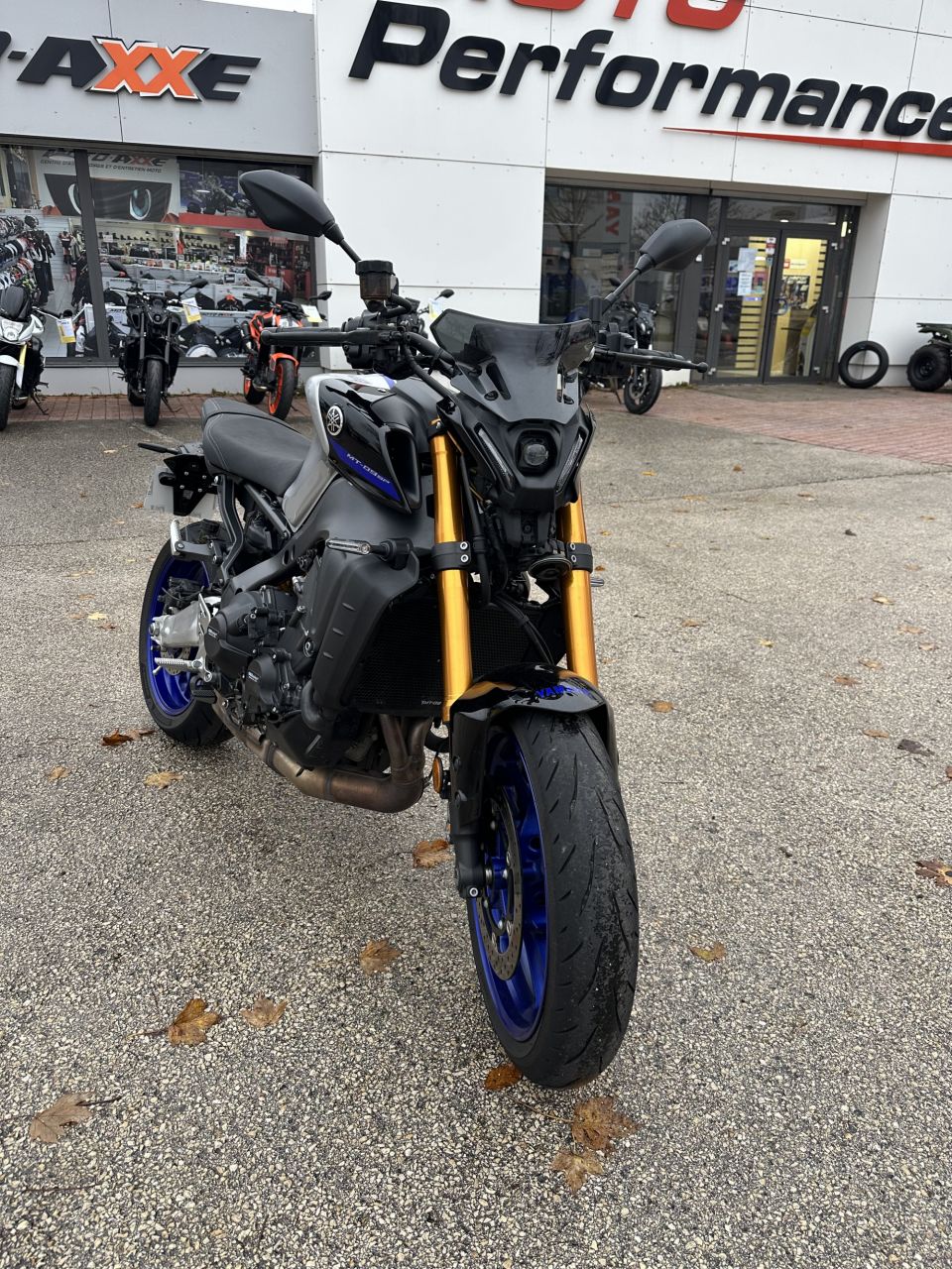YAMAHA MT-09 SP 1