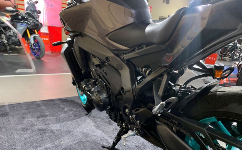 YAMAHA MT09 YAMT 4