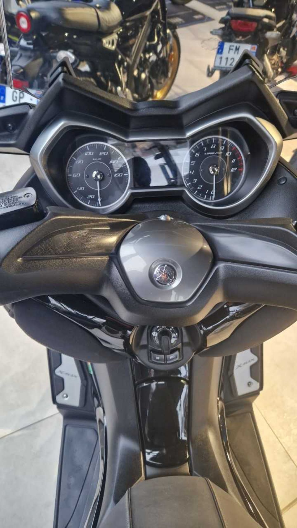 YAMAHA XMAX 125 TECH MAX 1