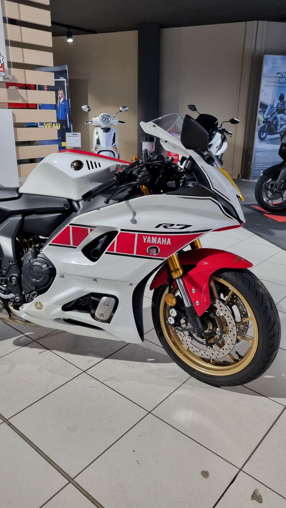 YAMAHA YZF-R7 WORLD GP 60TH ANNIVERSARY 1