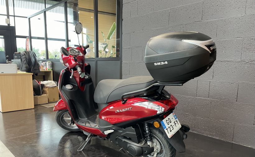 YAMAHA D'ELIGHT 2