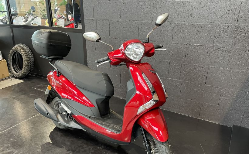 YAMAHA D'ELIGHT 4