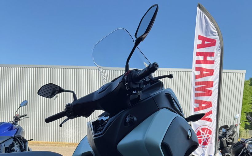 YAMAHA TRICITY 300 1