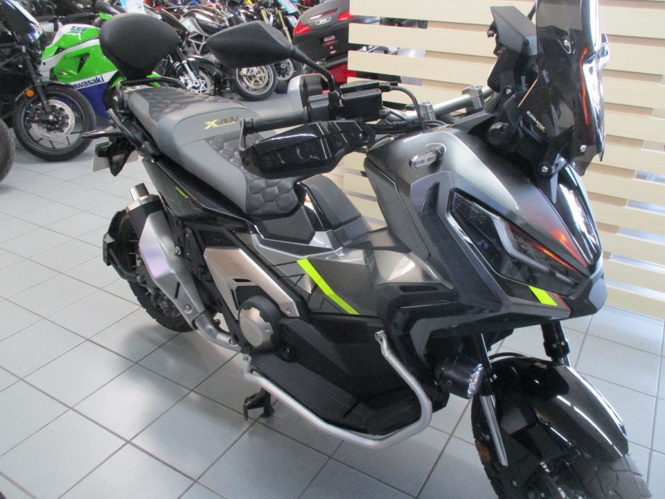 HONDA X-ADV 20