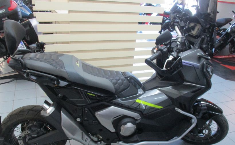 HONDA X-ADV 40
