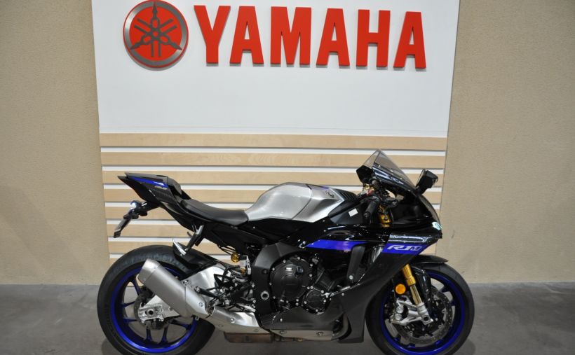 YAMAHA YZF 1000 R1 M 0