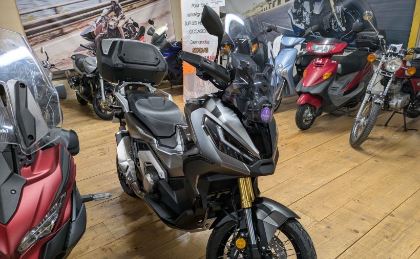 HONDA X-ADV 1