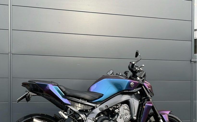 YAMAHA MT-09 4