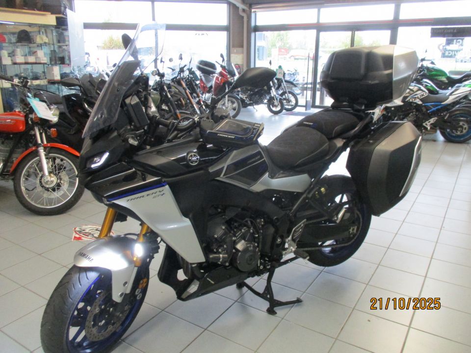 YAMAHA TRACER 9 GT+ 0