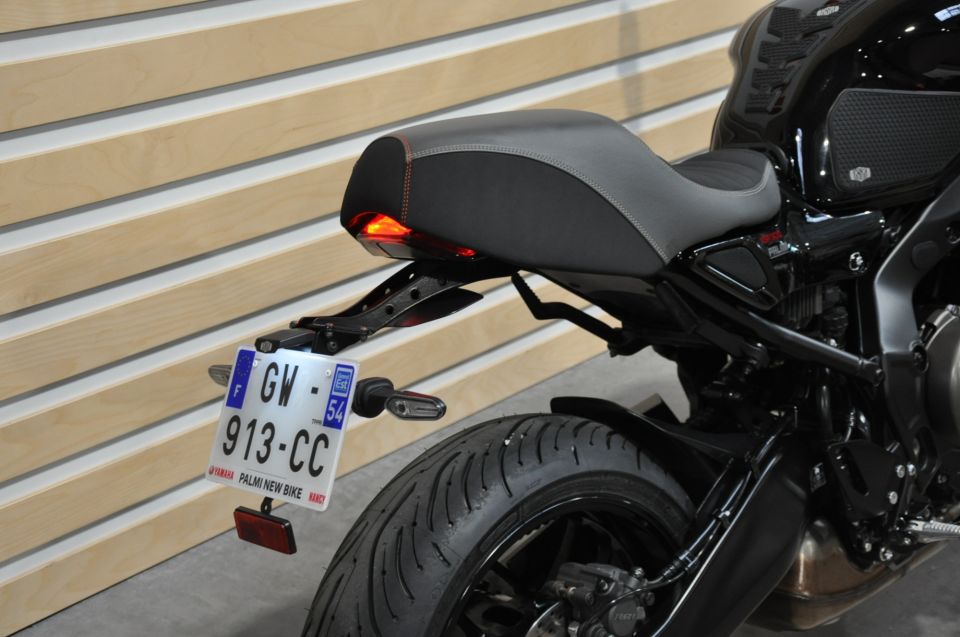 YAMAHA XSR 900 1