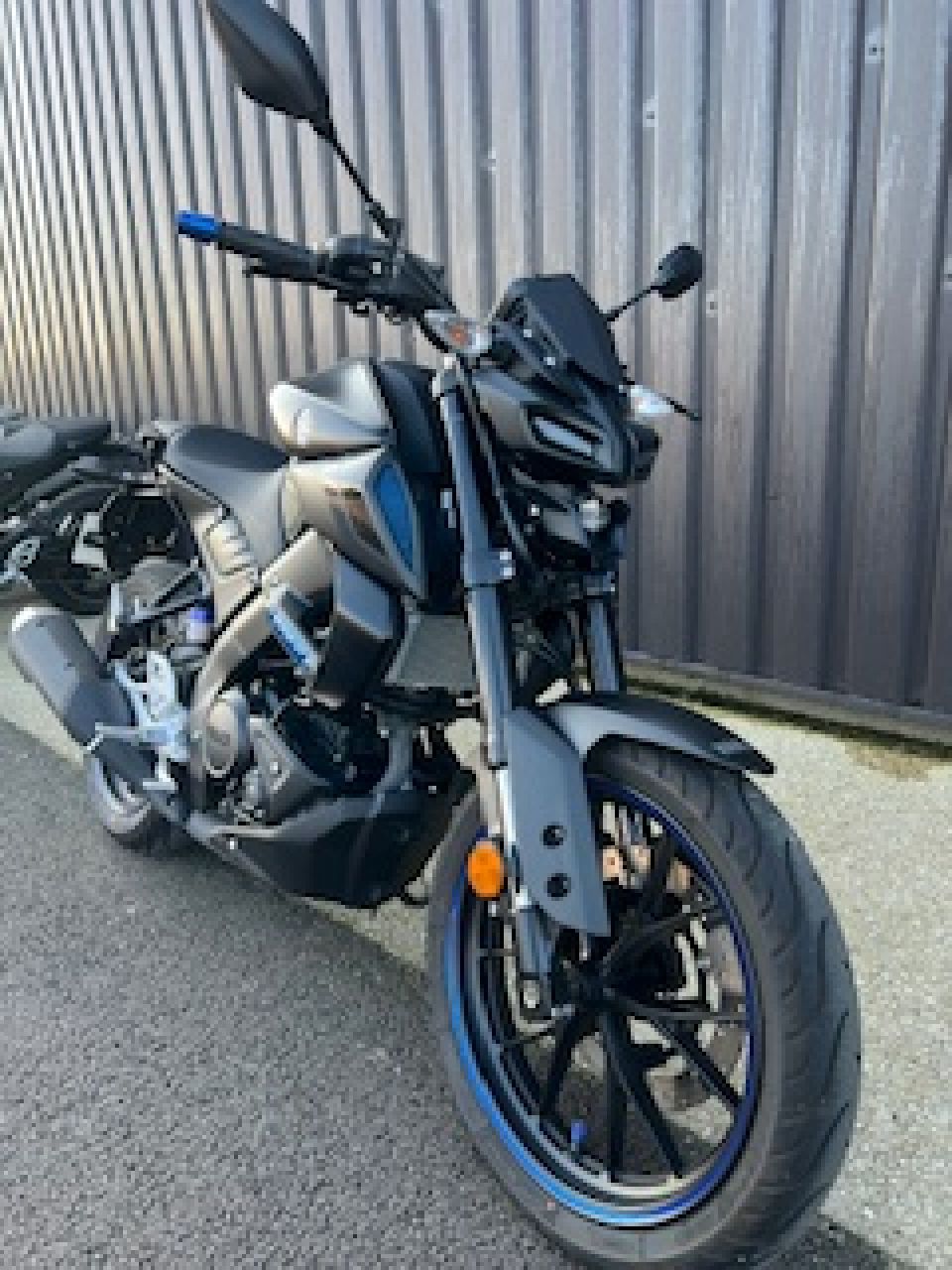 YAMAHA MT-125 ABS 1