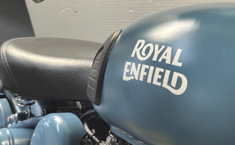 ROYAL ENFIELD CLASSIC MILITAR 5
