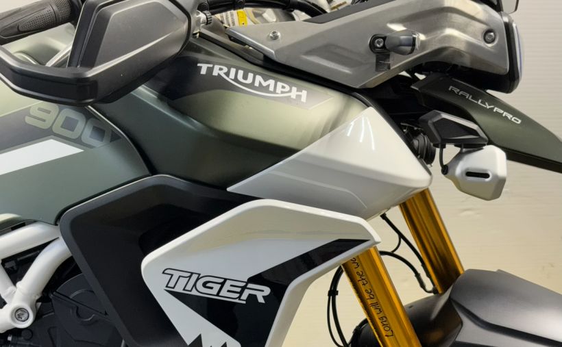 TRIUMPH TIGER 900 RALLY PRO 5