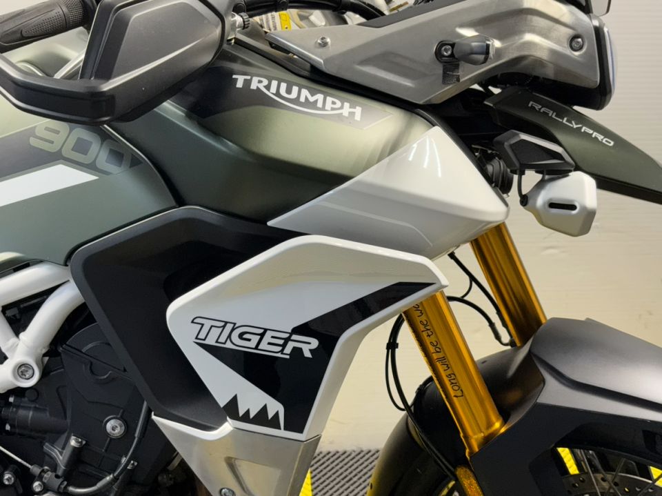 TRIUMPH TIGER 900 RALLY PRO 30