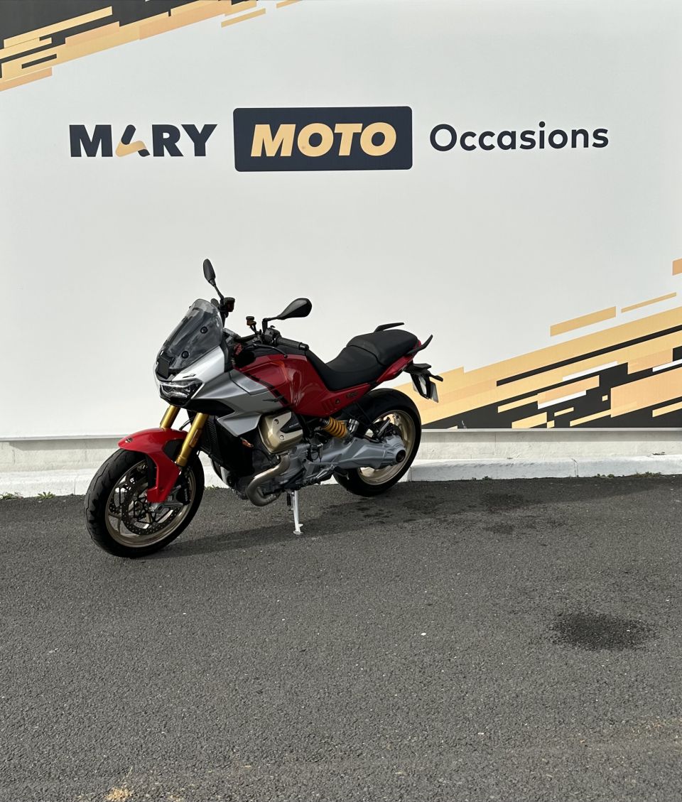 MOTO GUZZI V100  MANDELLO 52