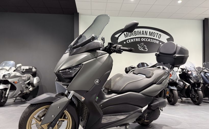 YAMAHA XMAX 125 TECH MAX 0