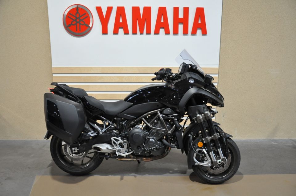 YAMAHA Niken GT 890 0