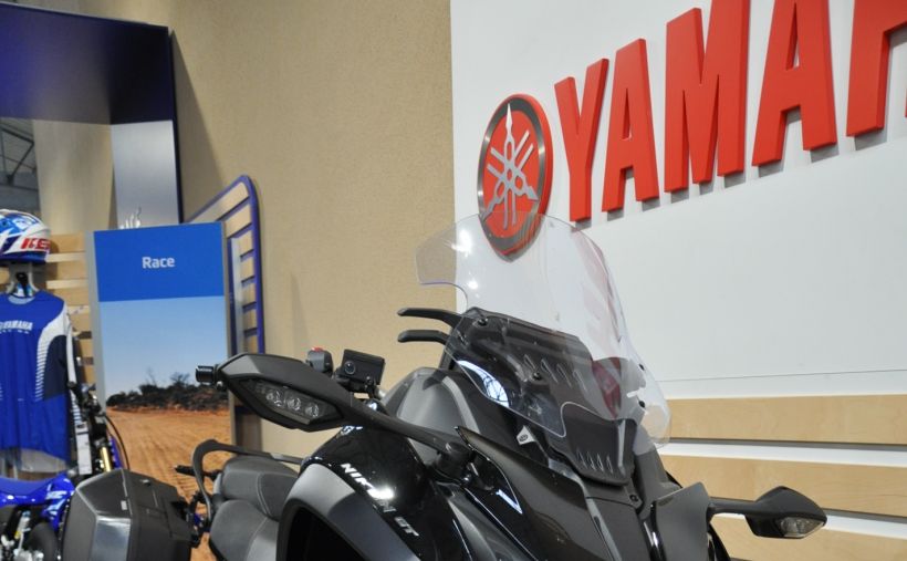 YAMAHA Niken GT 890 2