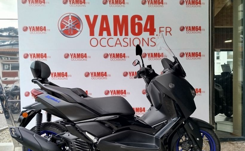 YAMAHA X-MAX 125 0