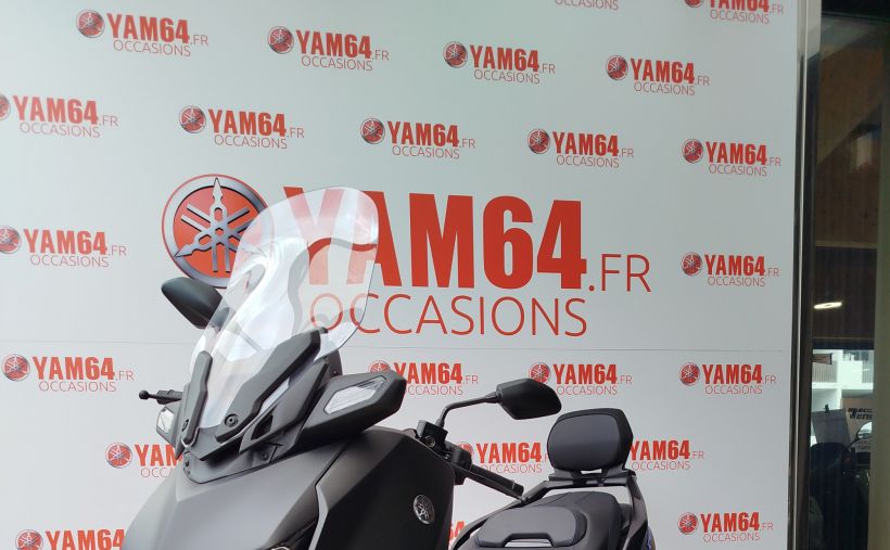 YAMAHA X-MAX 125 4